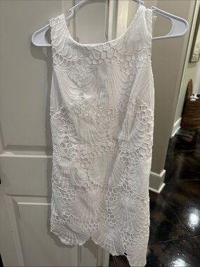 Lilly Pulitzer White shell Shift Dress